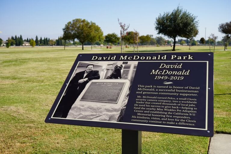 New sign honors David McDonald ahead of Clovis Night Out