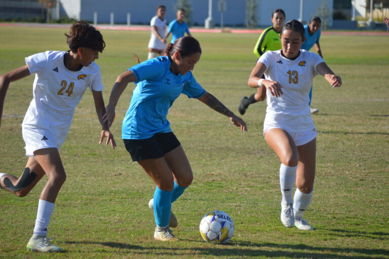 Clovis Crush Soccer teams host doubleheader celebration for Hispanic Heritage Month